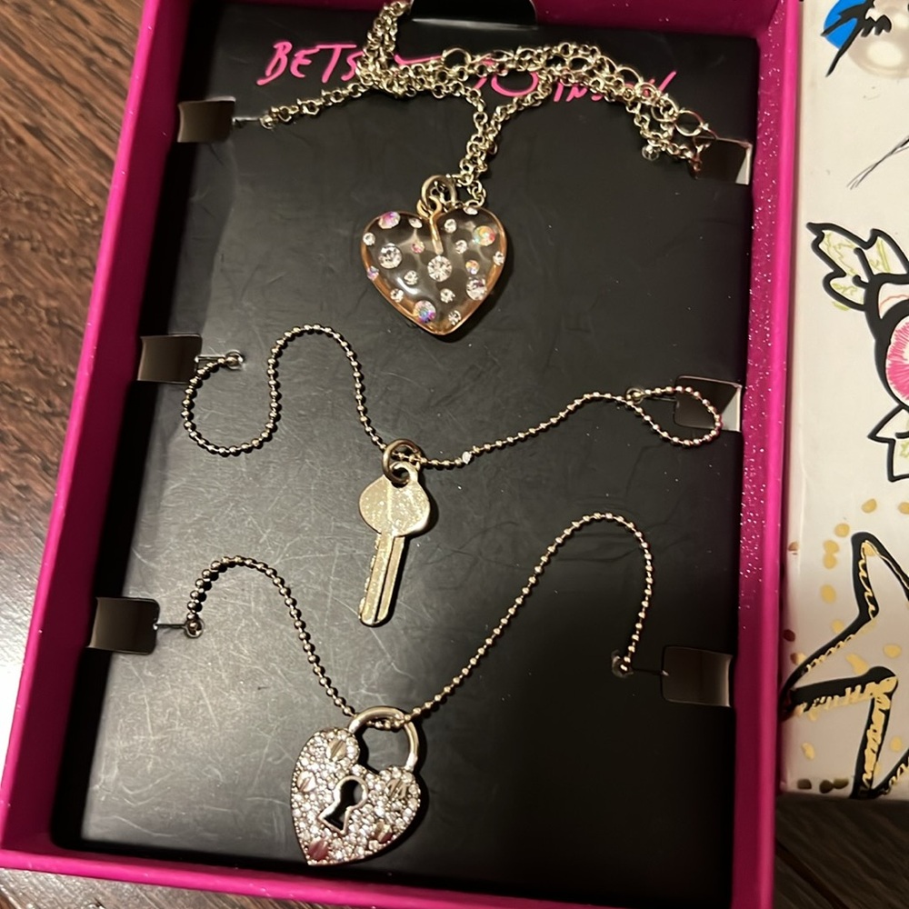 Betsey Johnson necklace set